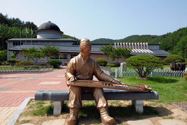 ▲ 우륵박물관