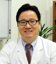 ▲ 서수한 과장<br /><br />포항성모병원<br /><br />갑상선센터<br /><br />