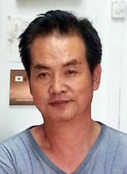 ▲ 두번째 중국 초대전을 갖는 권정찬 교수.