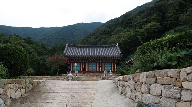▲ 유금사는 신라 선덕여왕 때 자장법사가 창건한 고찰이다.