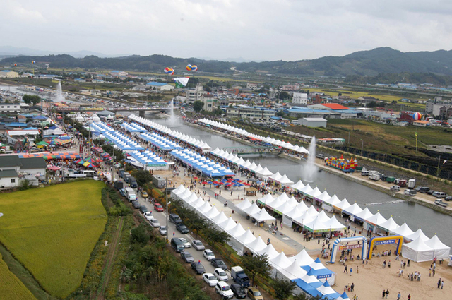 ▲ 지난해 영주인삼축제가 열린 내성천변 전경.