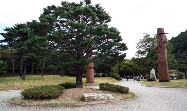 ▲ 내연산 깊숙히 자리한 경상북도수목원은 힐링 명소로 소문나 있다.