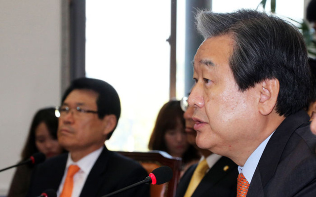▲ 새누리당 김무성 대표가 22일 최고위원·중진연석회의에서 공무원연금에 대해 발언하고 있다. <br /><br />/연합뉴스