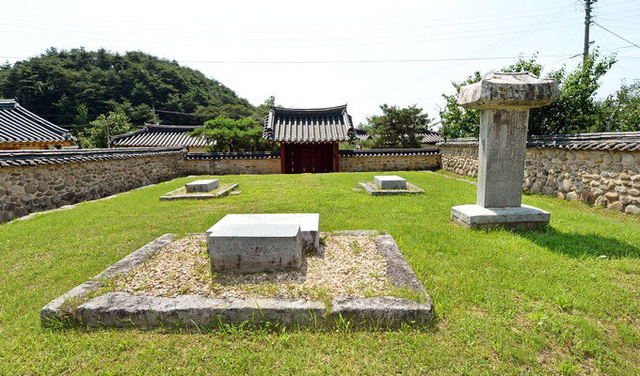 ▲ 금성대군 신단
