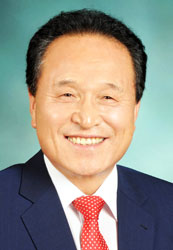 ▲ 김영만 군위군수