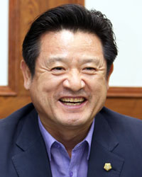 ▲ 이칠구 포항시의회 의장