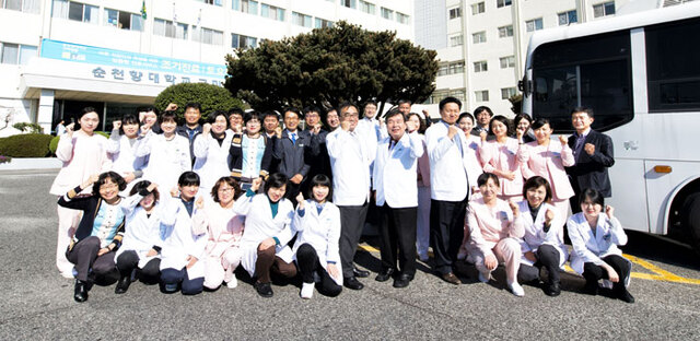 ▲ 직업환경의학과 의료진 기념촬영 모습.