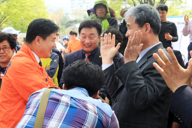 ▲ 여론조사 1위 홍의락 후보.