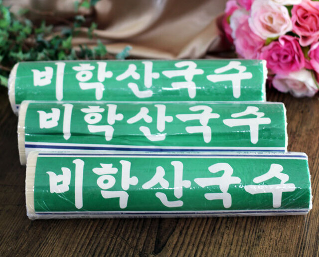 ▲ 지역 재배 쌀로 만든 비학산푸드 국수제품.