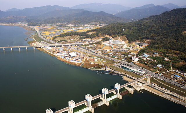 ▲ 항공에서 본 낙동강24공구 칠곡보.