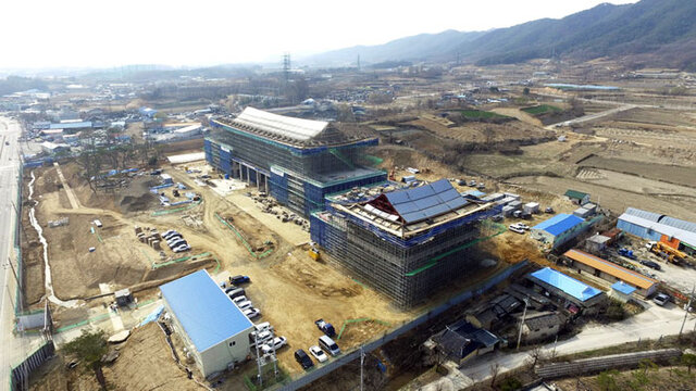 ▲ 예천군의 랜드마크가 될 신청사가 건립되고 있다.