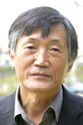 ▲ 소설가 조갑상