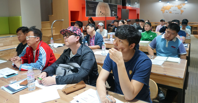 ▲ 창업을 원하는 청년들에게 협동조합 설립에 관한 기초교육부터 실제 창업 실현까지 교육한 경북도 청년협동조합 캠프 띵가띵가 교육장면.