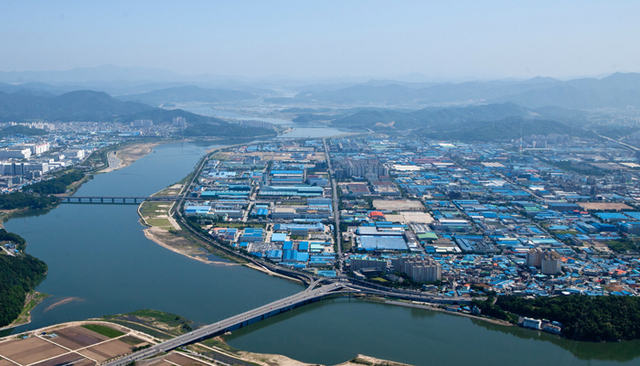 ▲ 현재의 구미공단을 항공촬영한 모습.<br /><br />/구미시 제공