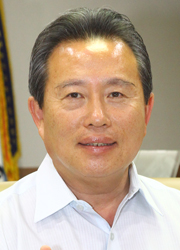 ▲ 내년도 군정방향을 설명하는 이현준 예천군수.