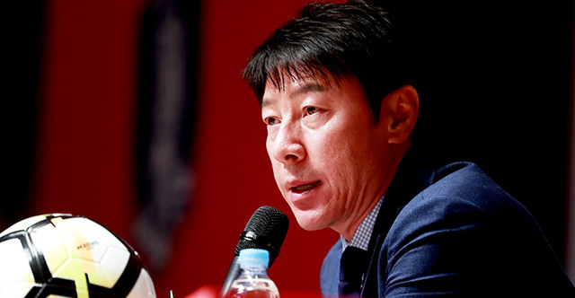 ▲ 14일 오전 서울시청에서 신태용 감독이 러시아월드컵대표팀 최종 엔트리를 발표하고 있다.  /연합뉴스