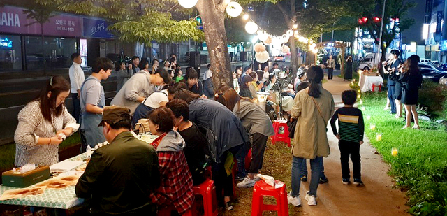 숲속 예술놀이터.