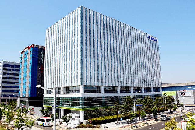 지역항공길을 열며 부산 특유의 지역성도 함께 살린 일명 ‘끼룩이네’ 에어부산의 본사 전경. /에어부산 제공