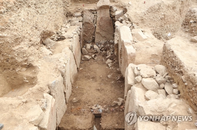 28일 오전 경남 창녕군 창녕읍 교동과 송현동 고분군에서 비화가야 지배자 무덤인 39호분이 공개되고 있다.