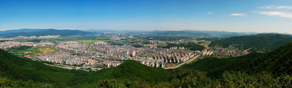 경북 3대도시로 우뚝 선 경산시 전경.
