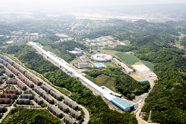 포항 제4세대 방사광가속기 전경.