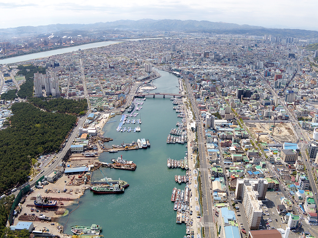 동빈내항 전경