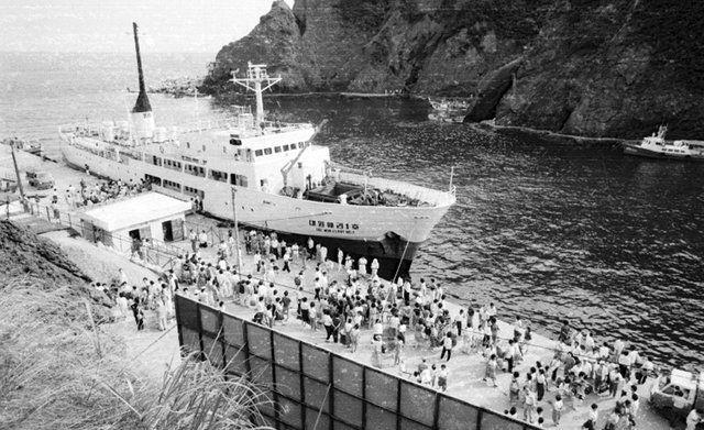 취항일자 1977년 7월 7일운항항로 포항 ~ 울릉도총톤수 808톤 철선 고속선여객정원 529명항해속력 20노트소요시간 6시간선사명 (주) 한일고속(대표 최경호)