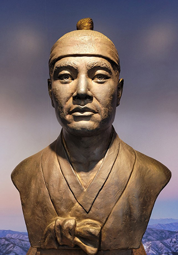 신돌석 장군 흉상.
