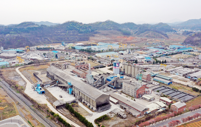 도시재생 뉴딜사업의 신기동 문경시멘트공장.  /문경시 제공