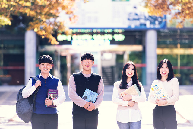 경북도립대학교 학생들.