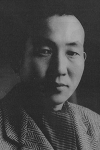 미군정청 통역관 시절의 한흑구(1946).