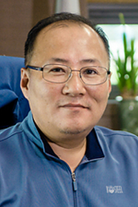 이창배 상무이사