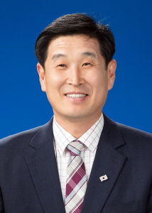 김영길 윤리특별위원회 위원장.