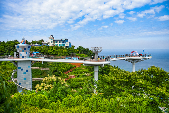 하늘로 난 산책길, 도째비골 스카이밸리.