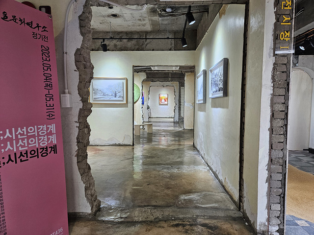 낡은 여관을 그대로 살린 ‘ART436’.