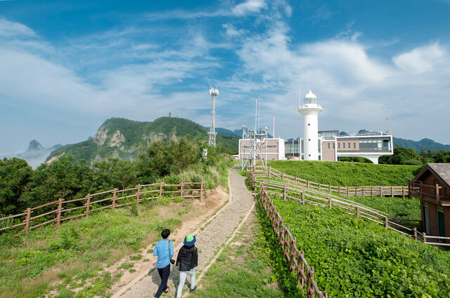 울릉도 서면 태하리 등대 