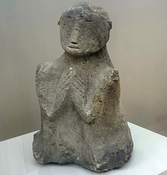 우산국 박물관에 전시된 '돌사람' 전신 상