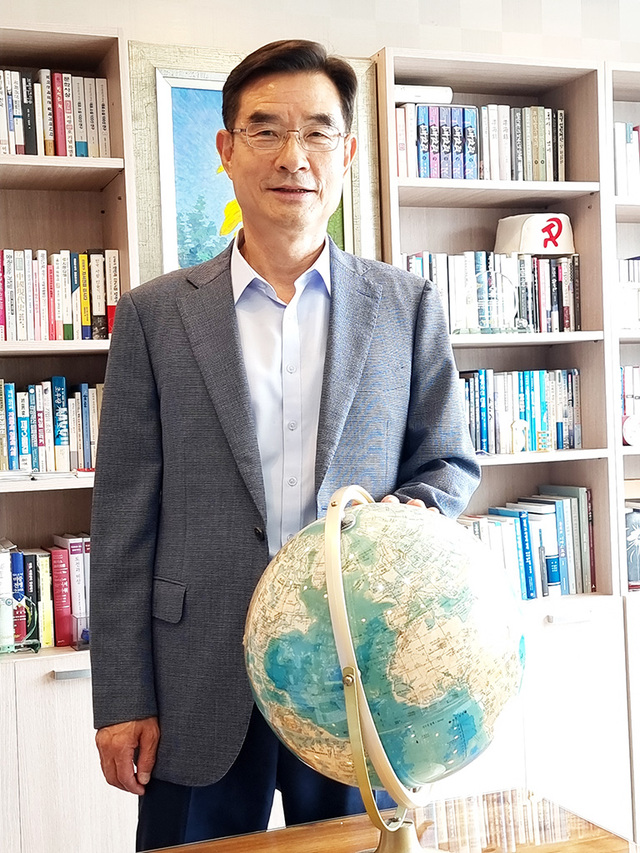 위현복 (사)한국혁신연구원장.