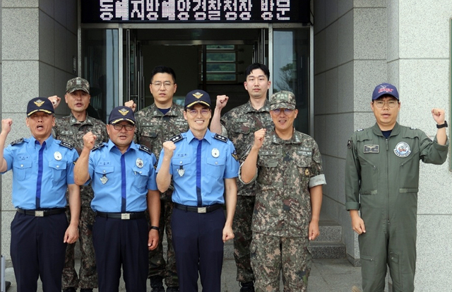 해군118전대를 방문한 김성종 청장