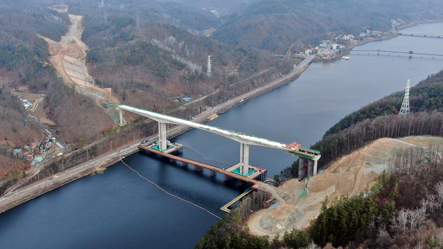용상대교.