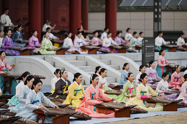 축제 현장을 신명나게 만들 ‘100대 가야금 연주’.