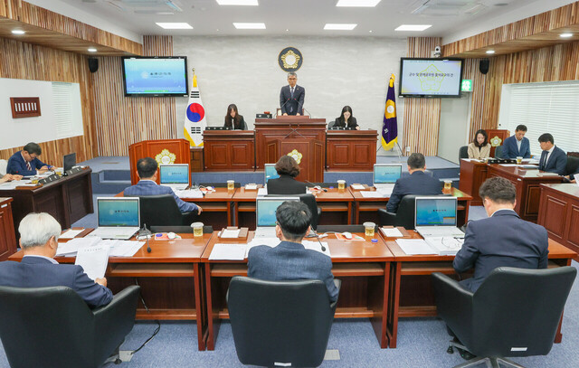 울릉군의회 임시회 장면. /울릉군의회제공