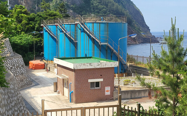 한국전력 내수전 내연발전소 전기 생산을 위한 유류 저장 탱크. /김두한기자 
