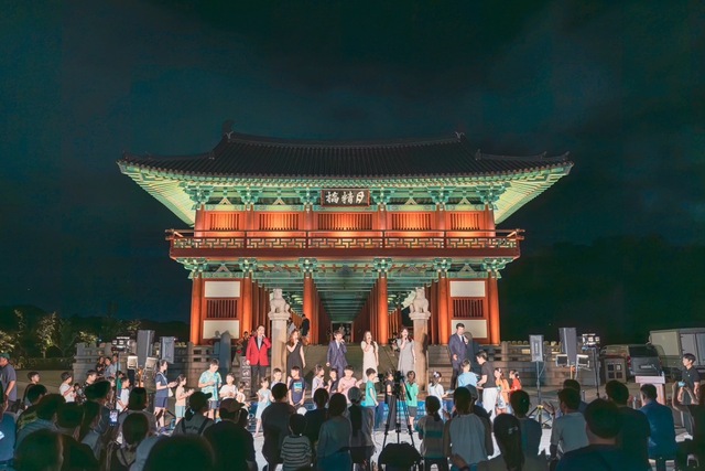 신라달빛기행 공연행사가 열리고 있다. /경주시제공