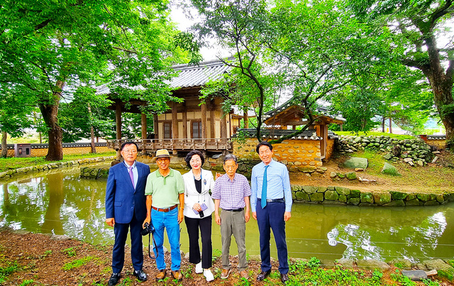한국산림문학회 회원들.