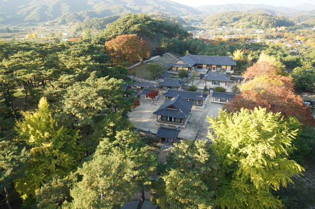 소수서원전경. 