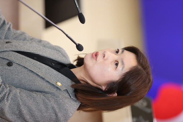 사진 : 인사말 하고 있는 김하영 예산결산특별위원장 / 포항시의회 제공