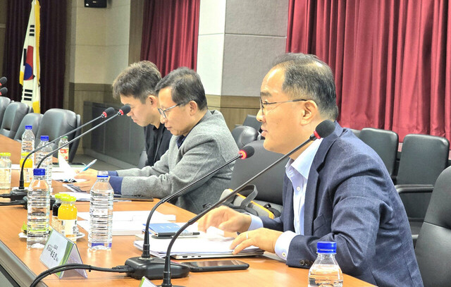 주제토론./