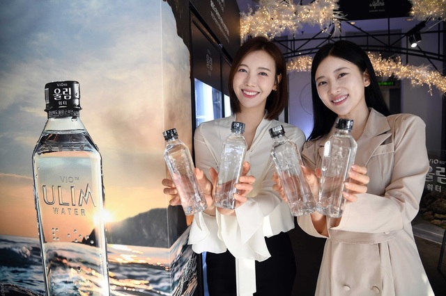 2일 서울 강남구 압구정동 갤러리아백화점 명품관에서 열린 울림워터 출시 기념 팝업 행사 현장./한국 코카-콜라사