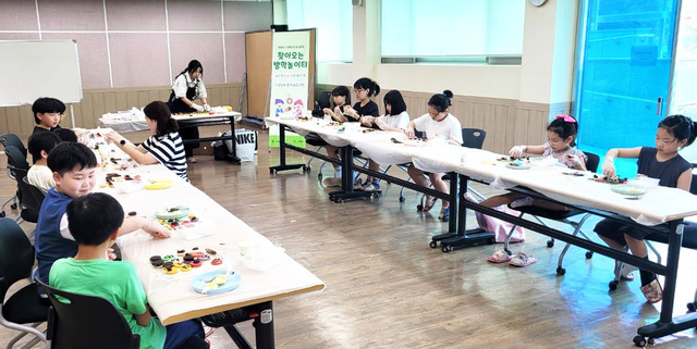 구미시 무을면에 방학동안 농촌 일손을 돕기위해 개설된 ‘찾아오는 방학놀이터.  /구미시 제공